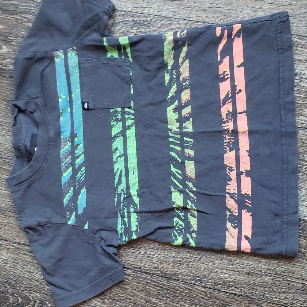 Quiksilver T Shirt